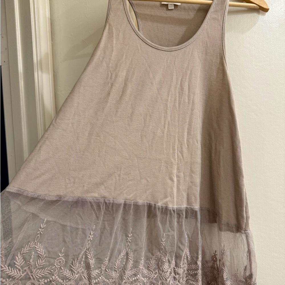 Umgee Taupe Ribbed Lace Hem Tunic Tank Top Boho Cottagecore Size M - Picture 3 of 3
